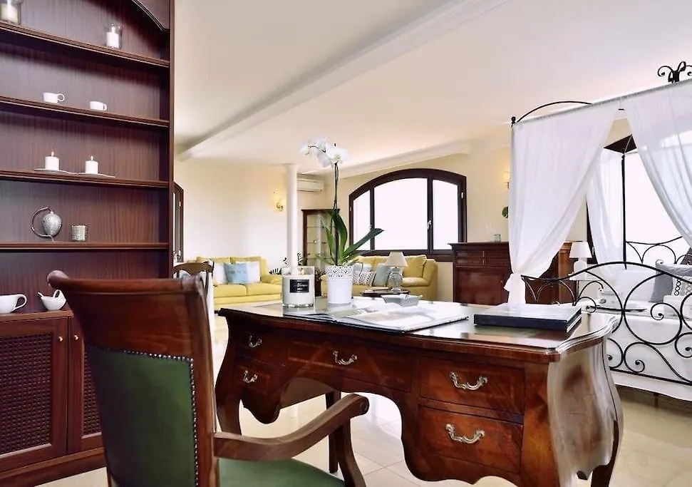 Elegant Loft Apartment Ispica